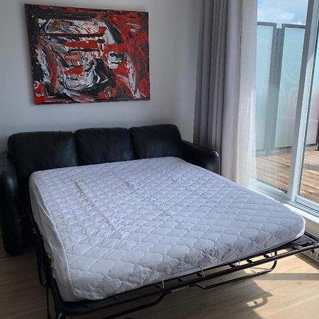 Ferienwohnung Aux Havres Urbains - Le Penthouse Du Kameleon Québec Exterior foto