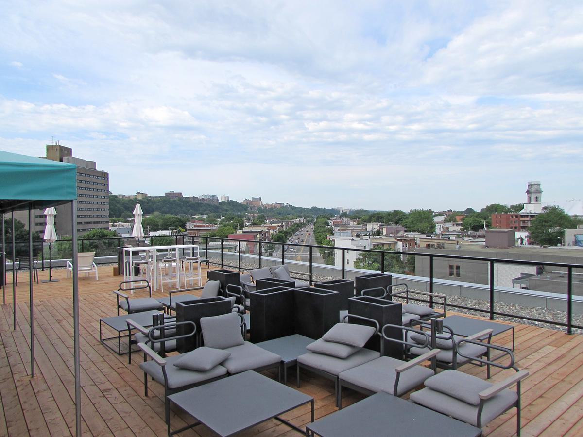 Ferienwohnung Aux Havres Urbains - Le Penthouse Du Kameleon Québec Exterior foto